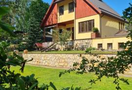 Detached house for rent in Riga, 160.00m2