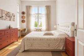 Vacant 4-Room Apartment with Balcony Close to Lietzensee, Charlottenburg Vacant 4-Room Apartment with Balcony Close to Lietzensee, Charlottenburg