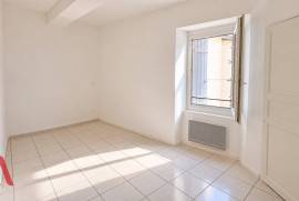 4 room, 63m2 House for sale in Magalas - 97 000 € * 4 room, 63m2 House for sale in Magalas - 97 000 € *