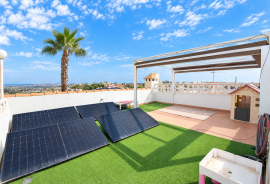 FULLY REFURBISHED VILLA WITH GUEST APARTMENT AND SWIMMING POOL FULLY REFURBISHED VILLA WITH GUEST APARTMENT AND SWIMMING POOL