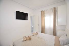 FULLY REFURBISHED VILLA WITH GUEST APARTMENT AND SWIMMING POOL FULLY REFURBISHED VILLA WITH GUEST APARTMENT AND SWIMMING POOL