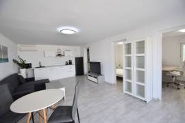 FULLY REFURBISHED VILLA WITH GUEST APARTMENT AND SWIMMING POOL FULLY REFURBISHED VILLA WITH GUEST APARTMENT AND SWIMMING POOL