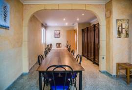 listing listing