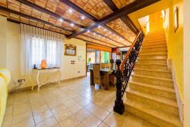 listing listing