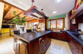 listing listing