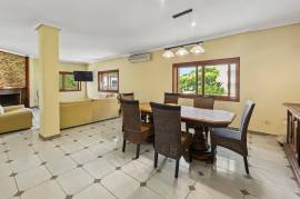 listing listing