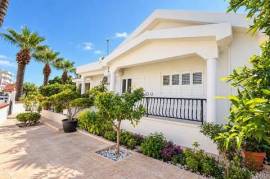 Bungalow House Situated In a Large Plot in New Mall Area, Larnaca