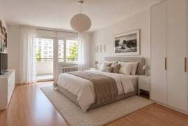 English Translation Investment: 2 Vacant Apartments with Balcony, Lift & Parking in Charlottenburg