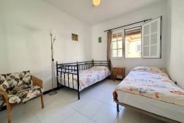 listing listing