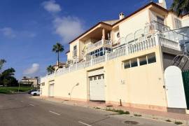 listing listing