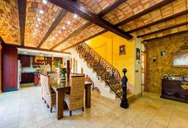 listing listing