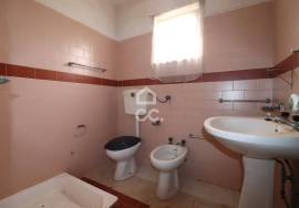 Single storey house with attic and 3,000 m² of land – Chão de Couce, Ansião
