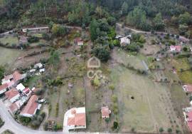 Single storey house with attic and 3,000 m² of land – Chão de Couce, Ansião
