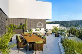 New 4 bedroom villa, with garden and terrace, in a private condominium with swimming pool. New 4 bedroom villa, with garden and terrace, in a private condominium with swimming pool.