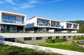 New 4 bedroom villa, with garden and terrace, in a private condominium with swimming pool. New 4 bedroom villa, with garden and terrace, in a private condominium with swimming pool.