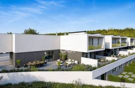 New 4 bedroom villa, with garden and terrace, in a private condominium with swimming pool. New 4 bedroom villa, with garden and terrace, in a private condominium with swimming pool.