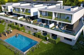 New 4 bedroom villa, with garden and terrace, in a private condominium with swimming pool. New 4 bedroom villa, with garden and terrace, in a private condominium with swimming pool.