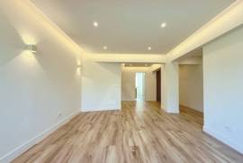 Apartamento T2 renovado no Monte Estoril Apartamento T2 renovado no Monte Estoril