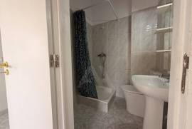 Apartamento T1 em Agualva-Cacém com elevador e 2 varandas Apartamento T1 em Agualva-Cacém com elevador e 2 varandas