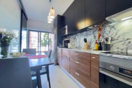 Apartamento T3 mobilado com varanda em Cascais Apartamento T3 mobilado com varanda em Cascais