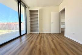 Apartamento T3 novo duplex com vista desafogada e garagem em Atouguia da Baleia. Apartamento T3 novo duplex com vista desafogada e garagem em Atouguia da Baleia.
