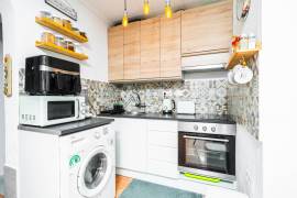listing listing