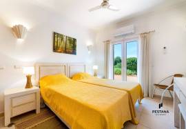 2-bedroom apartment overlooking the golf course of Vale da Pinta - Algarve
