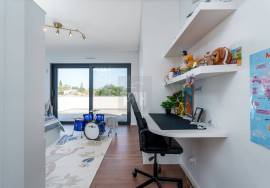 Exceptional Contemporary Villa with Private Pool & Landscaped Gardens