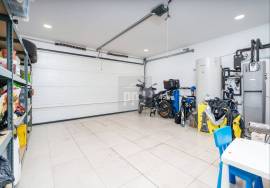 Exceptional Contemporary Villa with Private Pool & Landscaped Gardens