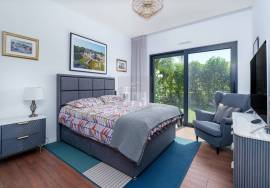Exceptional Contemporary Villa with Private Pool & Landscaped Gardens