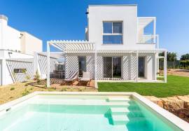 Elegant Two-Storey Villa with Private Pool at Pestana Silves Golf Resort Elegant Two-Storey Villa with Private Pool at Pestana Silves Golf Resort