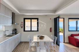 3-Bedroom Villa for Sale in Arco da Calheta, Madeira