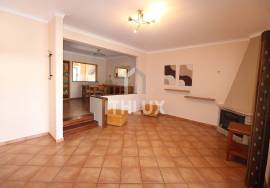3 + 1 bedroom apartment with basement with garage and patio, in Gambelas - Faro - Algarve 3 + 1 bedroom apartment with basement with garage and patio, in Gambelas - Faro - Algarve
