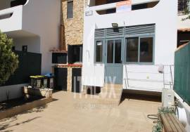 3 + 1 bedroom apartment with basement with garage and patio, in Gambelas - Faro - Algarve 3 + 1 bedroom apartment with basement with garage and patio, in Gambelas - Faro - Algarve