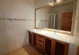 3 + 1 bedroom apartment with basement with garage and patio, in Gambelas - Faro - Algarve 3 + 1 bedroom apartment with basement with garage and patio, in Gambelas - Faro - Algarve