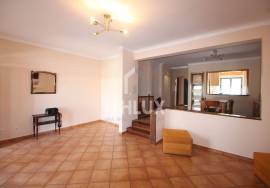 3 + 1 bedroom apartment with basement with garage and patio, in Gambelas - Faro - Algarve 3 + 1 bedroom apartment with basement with garage and patio, in Gambelas - Faro - Algarve