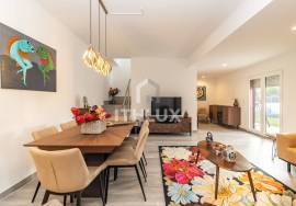 3 bedroom villa with pool and garden
