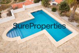 Villa with pool and sea views in Algarrobo Villa with pool and sea views in Algarrobo