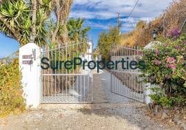 Villa with pool and sea views in Algarrobo Villa with pool and sea views in Algarrobo