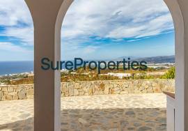 Villa with pool and sea views in Algarrobo Villa with pool and sea views in Algarrobo
