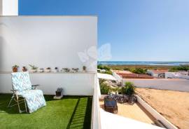 3-Bedroom Townhouse for Sale in Fuseta with Sea Views, Garden & Jacuzzi