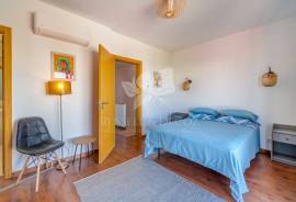 3-Bedroom Townhouse for Sale in Fuseta with Sea Views, Garden & Jacuzzi