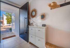 3-Bedroom Townhouse for Sale in Fuseta with Sea Views, Garden & Jacuzzi