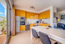 3-Bedroom Townhouse for Sale in Fuseta with Sea Views, Garden & Jacuzzi