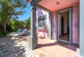 Characterful 4 or 5 Bedroom detached Villa Near Fuseta.