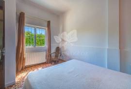 Characterful 4 or 5 Bedroom detached Villa Near Fuseta.