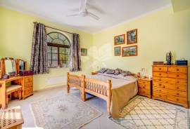 3 bedroom villa with garden plot of c.1100 m2 near to Fuseta, East Algarve 3 bedroom villa with garden plot of c.1100 m2 near to Fuseta, East Algarve