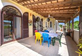 3 bedroom villa with garden plot of c.1100 m2 near to Fuseta, East Algarve 3 bedroom villa with garden plot of c.1100 m2 near to Fuseta, East Algarve