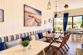Commercial Space with Terrace on the Quarteira Promenade, Oceanfront Commercial Space with Terrace on the Quarteira Promenade, Oceanfront