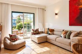 2+1 Bedroom Apartment with Direct Golf View, Vilamoura